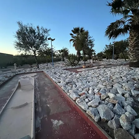 Holiday home Mobilhometorreilles *