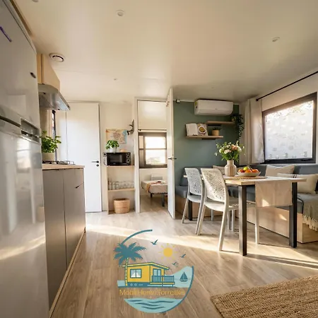 Apartament Mobilhometorreilles